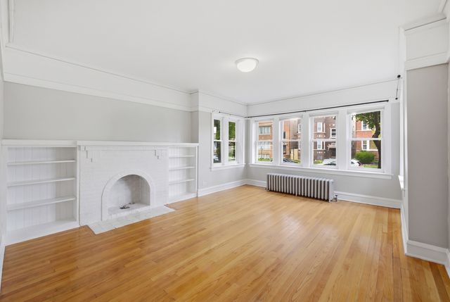 5233 W Potomac Avenue, Chicago, IL 60651