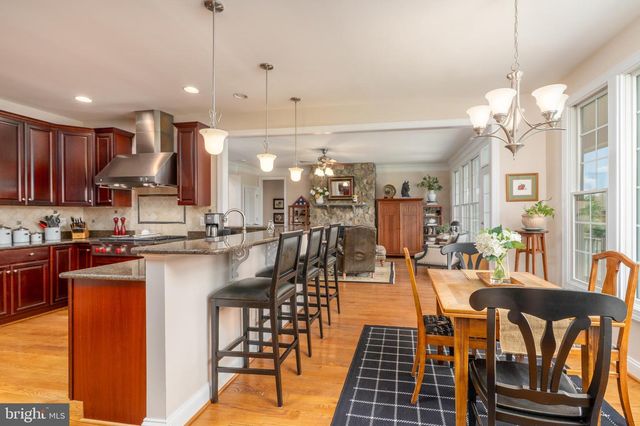 15438 HILLSBORO RD, Hillsboro, VA 20132