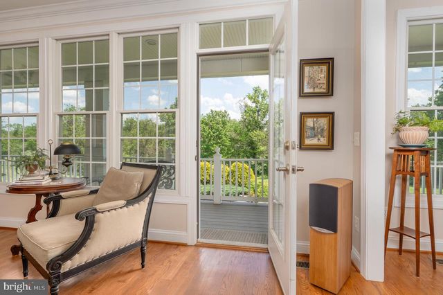 15438 HILLSBORO RD, Hillsboro, VA 20132