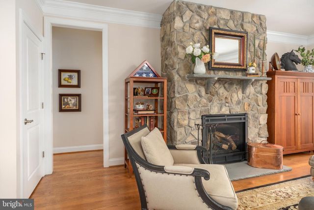 15438 HILLSBORO RD, Hillsboro, VA 20132
