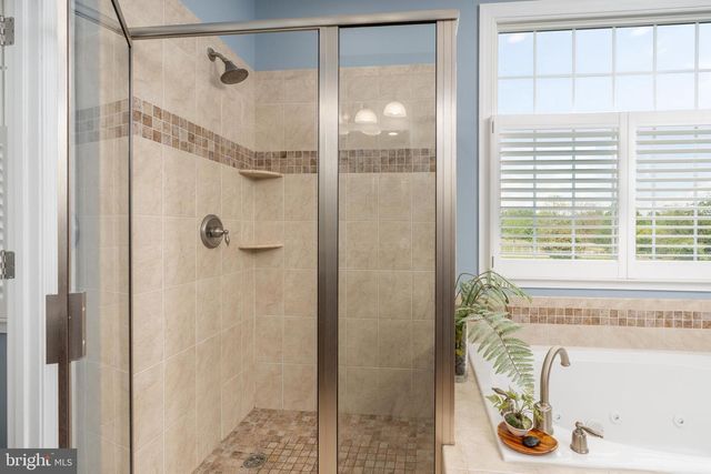 15438 HILLSBORO RD, Hillsboro, VA 20132