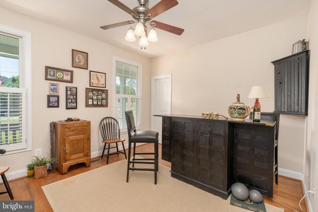 15438 HILLSBORO RD, Hillsboro, VA 20132