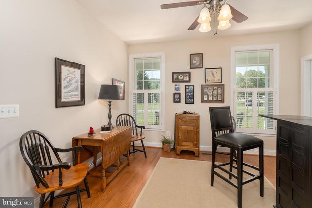 15438 HILLSBORO RD, Hillsboro, VA 20132