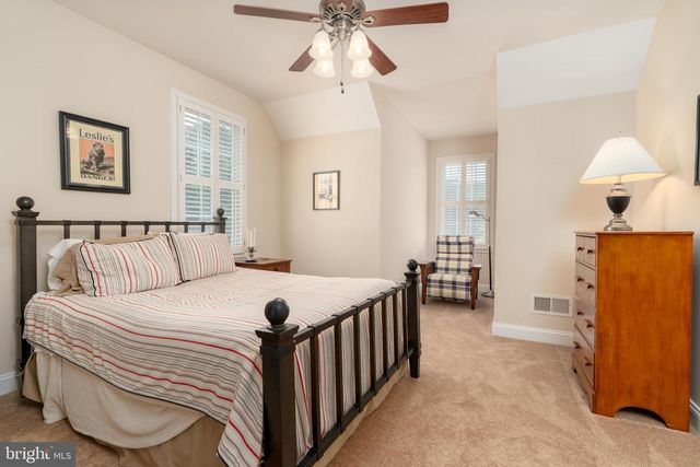15438 HILLSBORO RD, Hillsboro, VA 20132