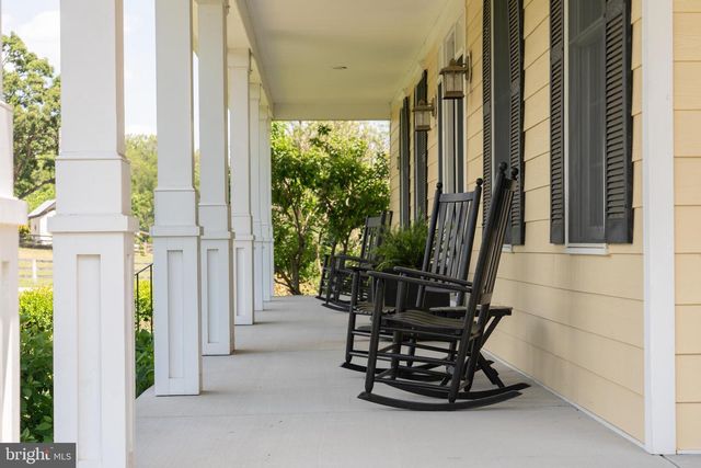15438 HILLSBORO RD, Hillsboro, VA 20132