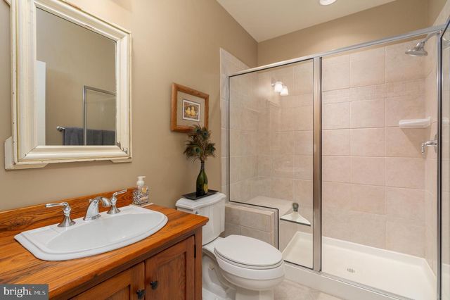 15438 HILLSBORO RD, Hillsboro, VA 20132
