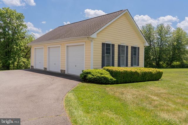 15438 HILLSBORO RD, Hillsboro, VA 20132