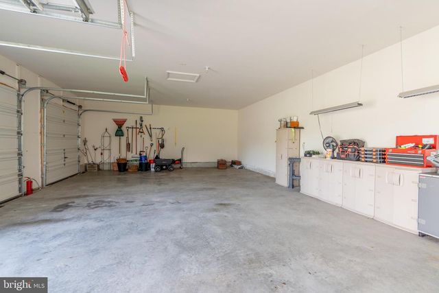 15438 HILLSBORO RD, Hillsboro, VA 20132