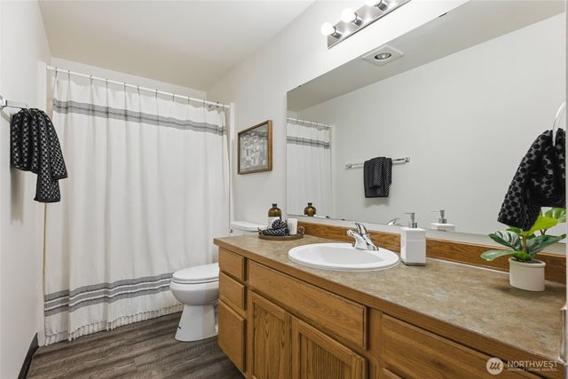 24809 52nd Avenue E, Graham, WA 98338