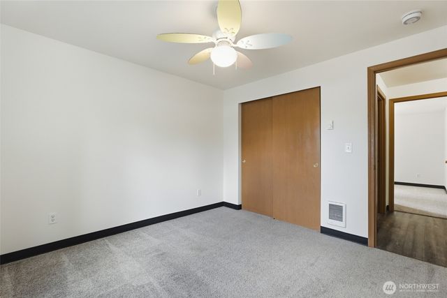 24809 52nd Avenue E, Graham, WA 98338