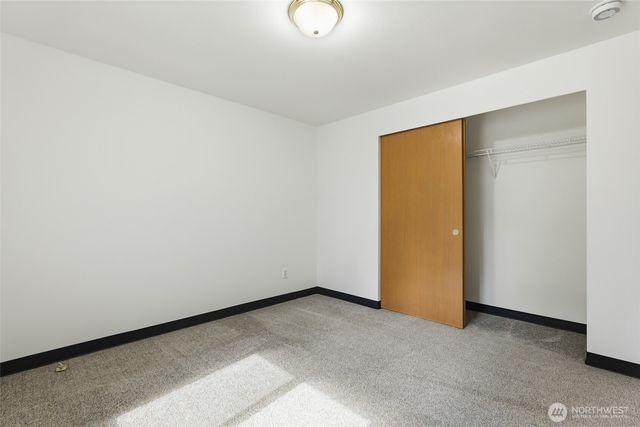 24809 52nd Avenue E, Graham, WA 98338