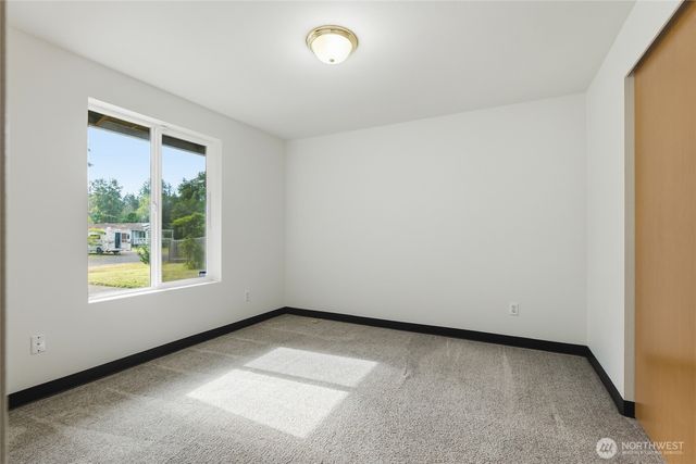 24809 52nd Avenue E, Graham, WA 98338
