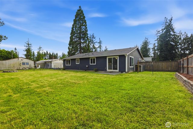 24809 52nd Avenue E, Graham, WA 98338
