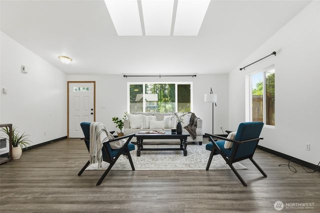 24809 52nd Avenue E, Graham, WA 98338
