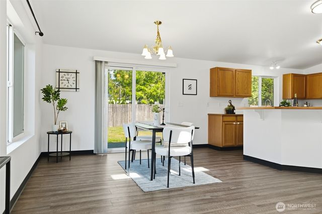 24809 52nd Avenue E, Graham, WA 98338