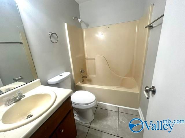 2223 NW Jonathan Drive D, Huntsville, AL 35816