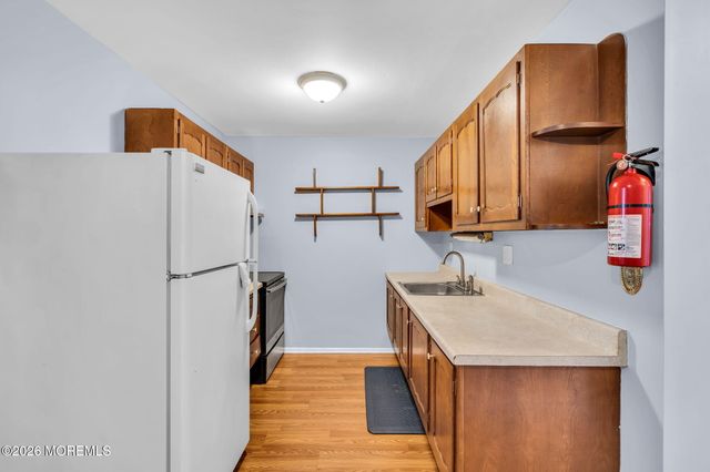533 Dartmoor Court D, Lakewood, NJ 08701