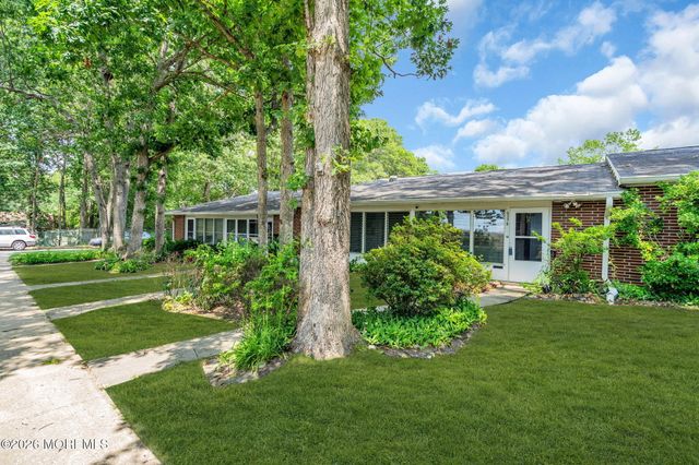 533 Dartmoor Court D, Lakewood, NJ 08701