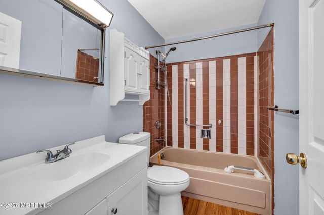 533 Dartmoor Court D, Lakewood, NJ 08701