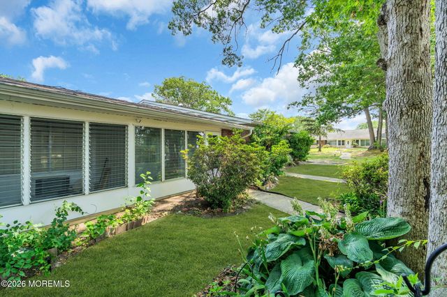 533 Dartmoor Court D, Lakewood, NJ 08701