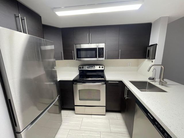 1350 NW 24th Avenue 1350, Miami, FL 33125