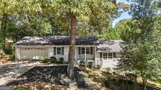 102 Crestwood Circle, Centerville, GA 31028