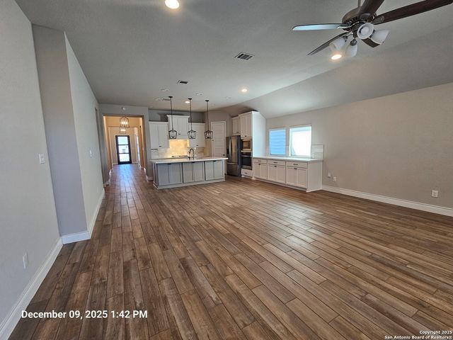 14081 May Mist, San Antonio, TX 78253