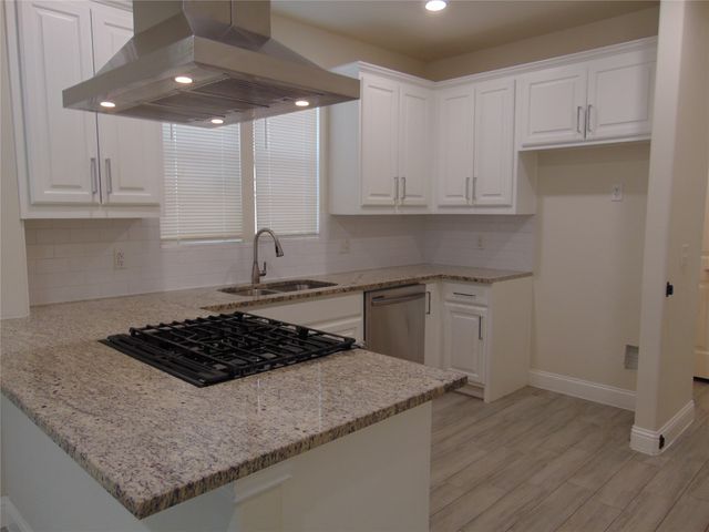 2239 Anderson Street, Dallas, TX 75215