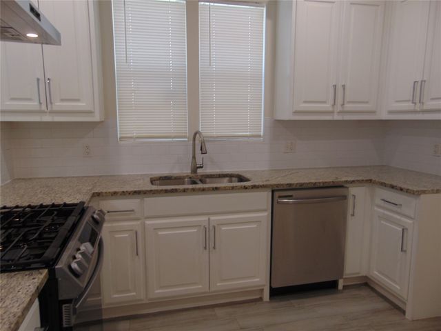 2239 Anderson Street, Dallas, TX 75215
