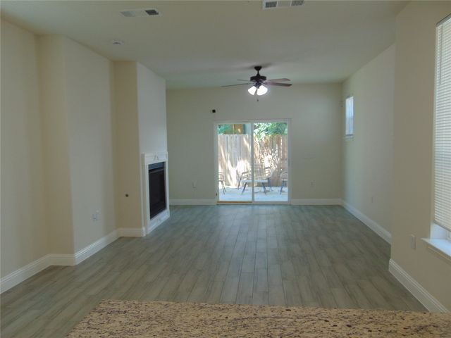 2239 Anderson Street, Dallas, TX 75215