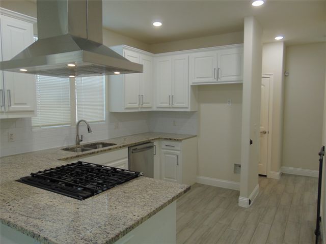 2239 Anderson Street, Dallas, TX 75215