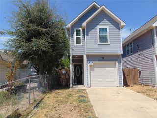 2239 Anderson Street, Dallas, TX 75215