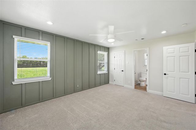 218 Lakeway Drive, Waxahachie, TX 75165