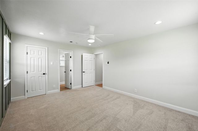 218 Lakeway Drive, Waxahachie, TX 75165