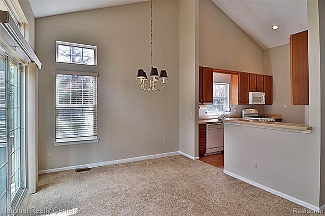 110 Four Seasons Drive, Lake Orion, MI 48360