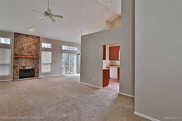 110 Four Seasons Drive, Lake Orion, MI 48360