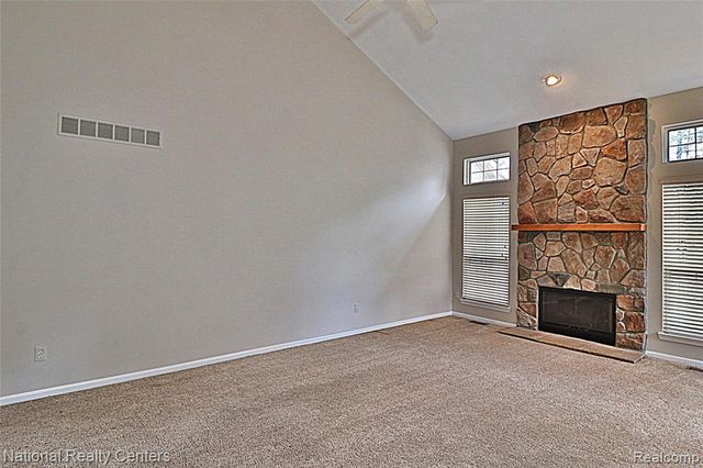 110 Four Seasons Drive, Lake Orion, MI 48360