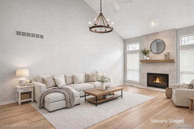 110 Four Seasons Drive, Lake Orion, MI 48360