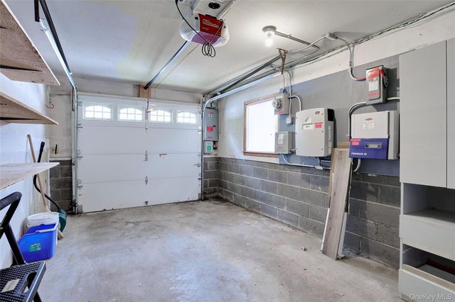 9 Mary Beth Drive, Airmont, NY 10901