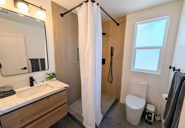 226 Roble Avenue, Redwood City, CA 94061