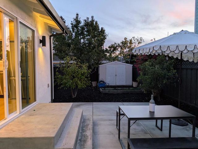 226 Roble Avenue, Redwood City, CA 94061