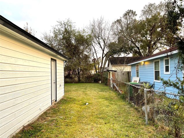 8710 Caddo Road, Houston, TX 77078