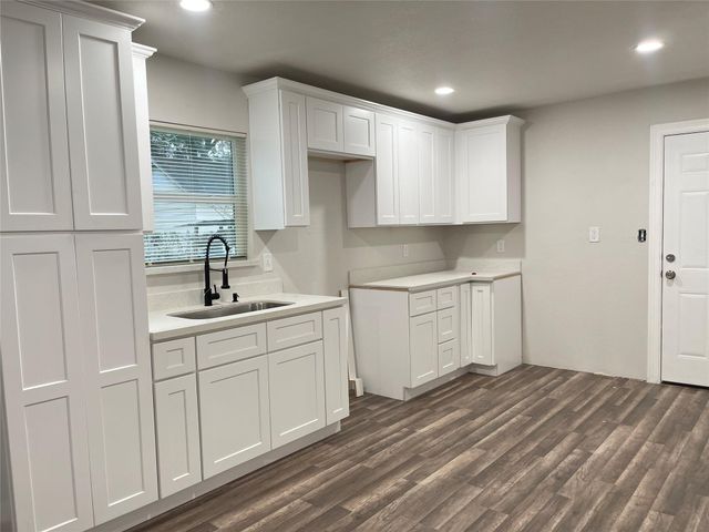 8710 Caddo Road, Houston, TX 77078