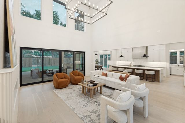 3175 Northaven Road, Dallas, TX 75229