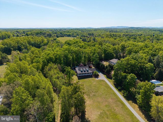 246 LAWSONS FARM CIR, Ruckersville, VA 22968