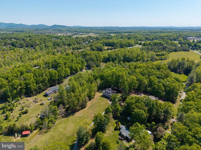 246 LAWSONS FARM CIR, Ruckersville, VA 22968