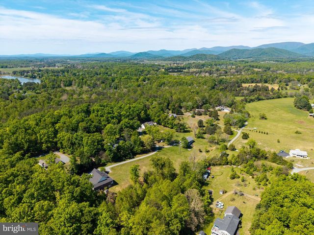 246 LAWSONS FARM CIR, Ruckersville, VA 22968