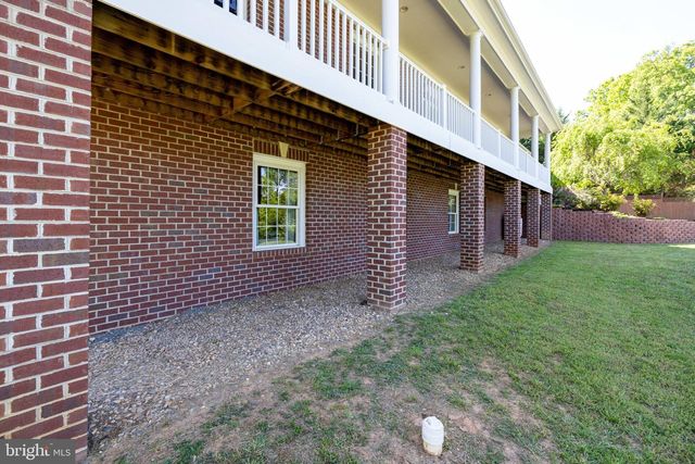 246 LAWSONS FARM CIR, Ruckersville, VA 22968
