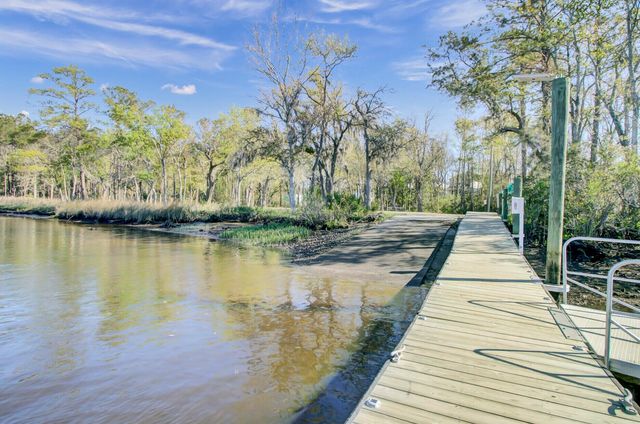 1531 Foster Creek Road, Hanahan, SC 29410