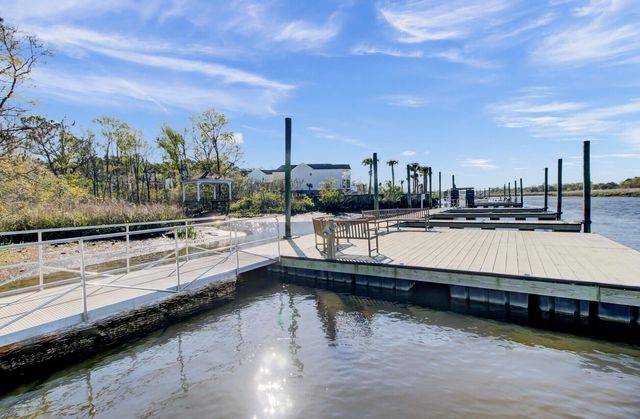 1531 Foster Creek Road, Hanahan, SC 29410